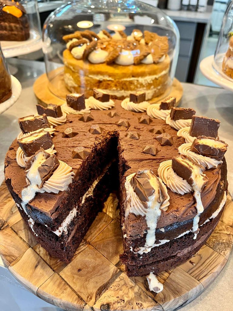 milkyway Milyway chocolate cake served at j and j coffee shop